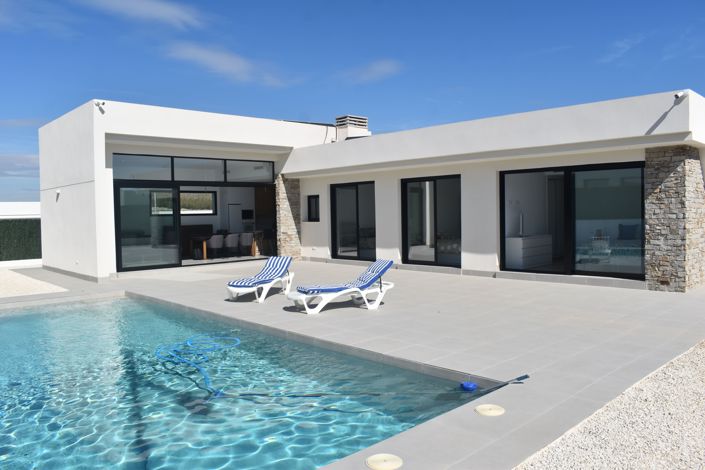 Image No.41-3 Bed Villa for sale