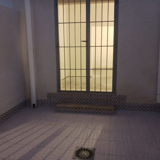 Image No.14-6 Bed Townhouse for sale