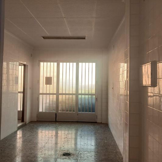 Image No.15-6 Bed Townhouse for sale