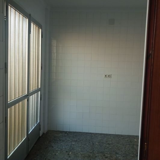 Image No.16-6 Bed Townhouse for sale