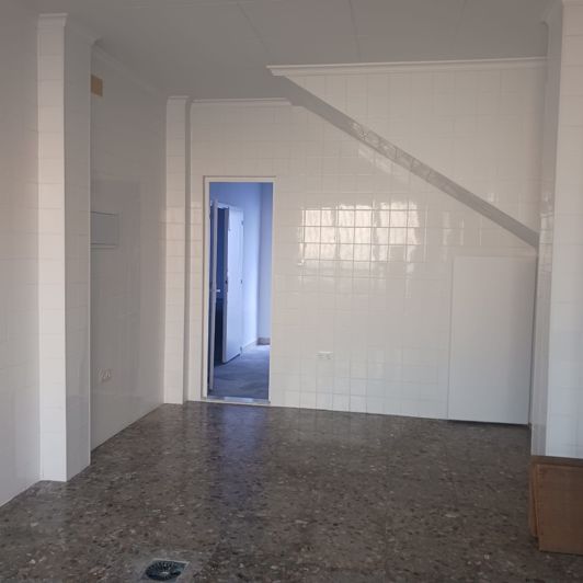 Image No.20-6 Bed Townhouse for sale