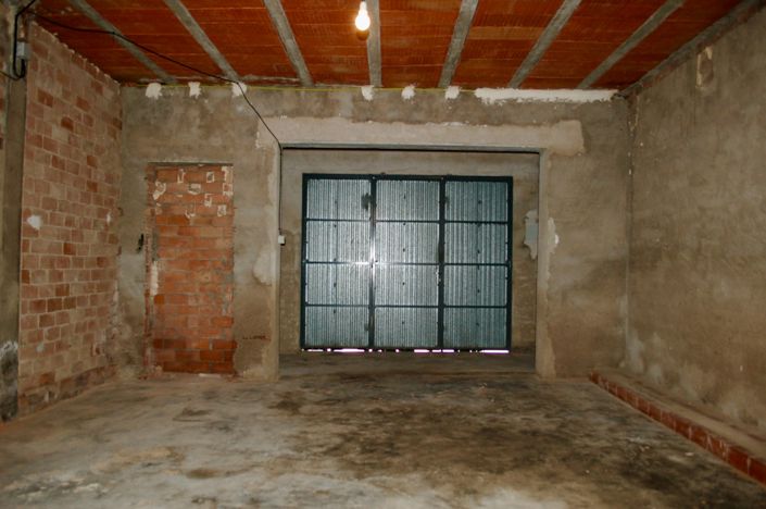 Image No.21-5 Bed Townhouse for sale