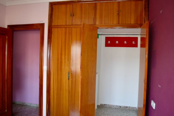 Image No.29-5 Bed Townhouse for sale