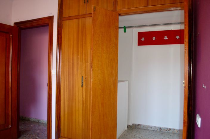 Image No.32-5 Bed Townhouse for sale