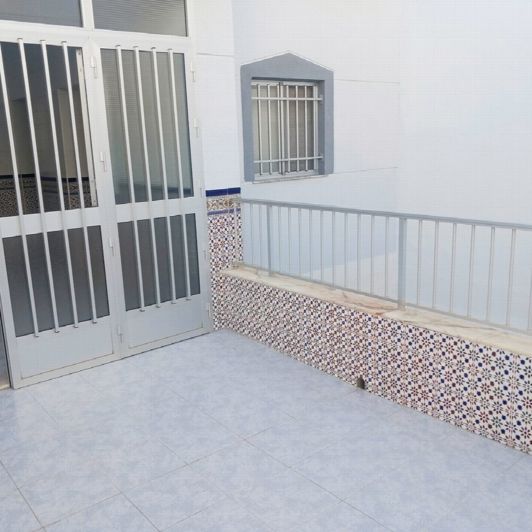Image No.42-6 Bed Townhouse for sale