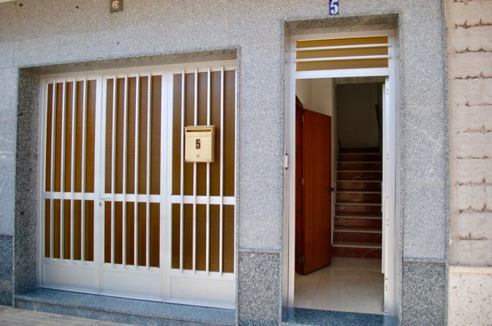 Image No.43-5 Bed Townhouse for sale