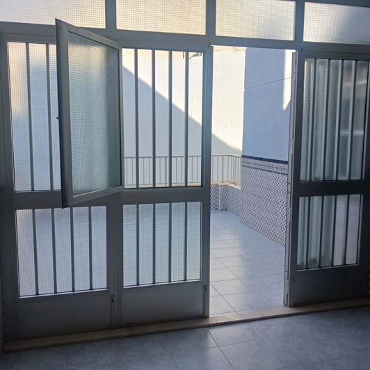 Image No.48-6 Bed Townhouse for sale