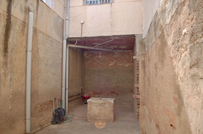 Image No.5-5 Bed Townhouse for sale