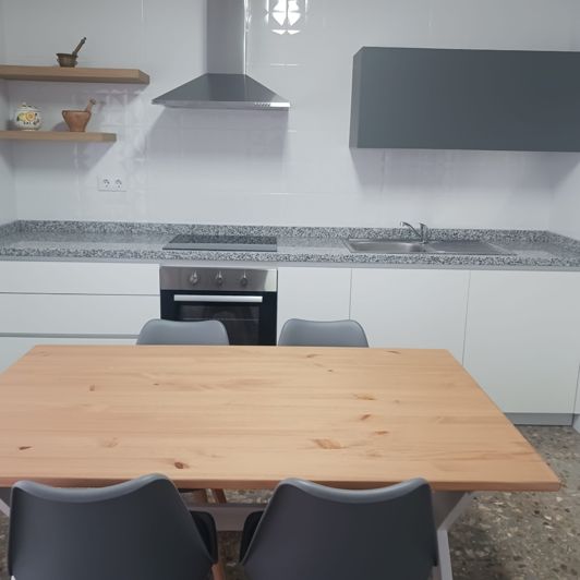 Image No.50-6 Bed Townhouse for sale