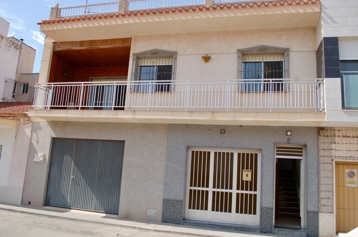 Image No.8-5 Bed Townhouse for sale