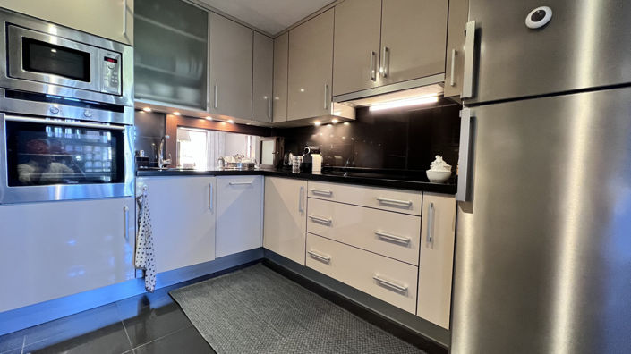 Image No.9-1 Bed Apartment for sale