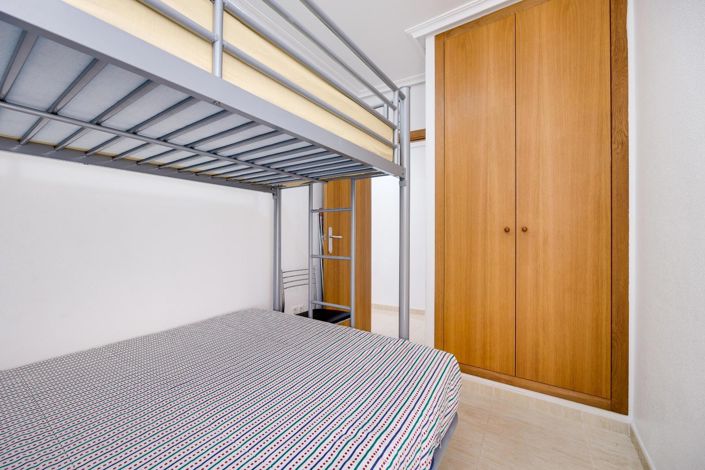 Image No.18-2 Bed Property for sale