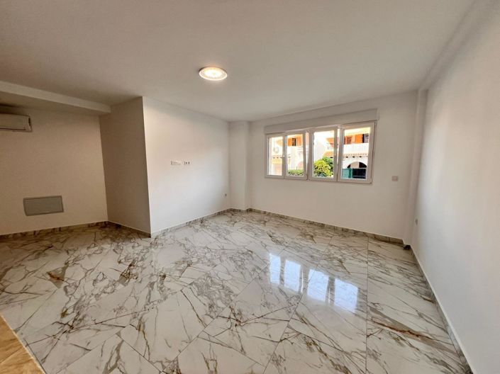 Image No.1-Appartement de 1 chambre à vendre à Torrevieja