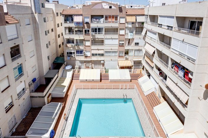 Image No.1-Appartement de 2 chambres à vendre à Torrevieja