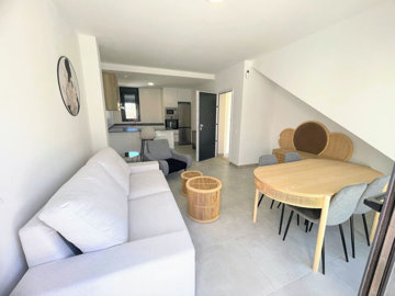 9-467d0cee5b725f3ef65f102a0c2e69c0