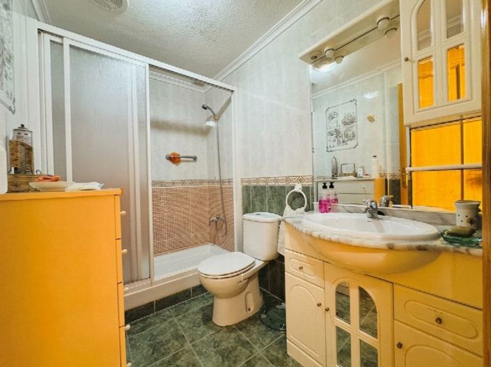 Image No.6-Appartement de 2 chambres à vendre à Torrevieja