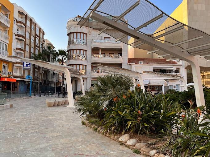 Image No.3-Appartement de 3 chambres à vendre à Torrevieja