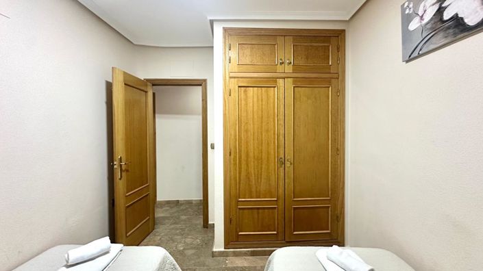 Image No.17-3 Bed Apartment for sale