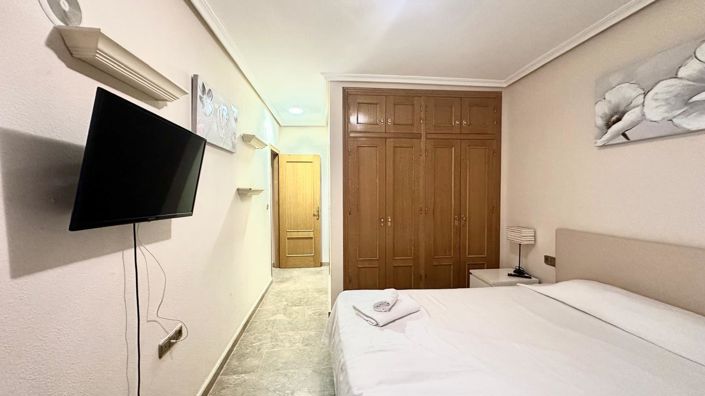 Image No.19-3 Bed Apartment for sale