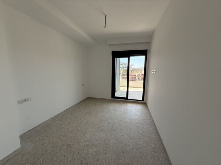 Image No.15-3 Bed Penthouse for sale