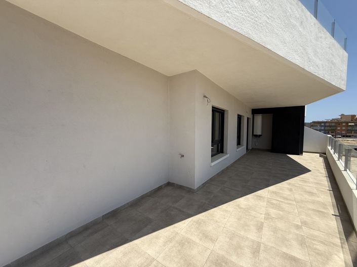 Image No.23-3 Bed Penthouse for sale