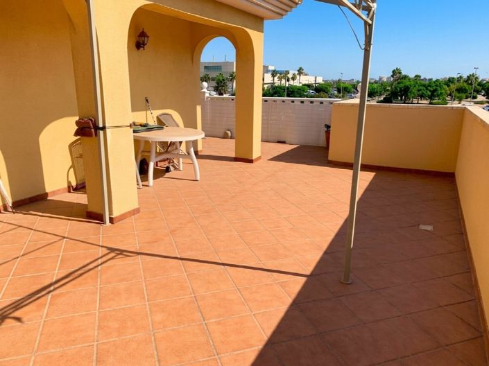 Image No.5-6 Bed Villa for sale