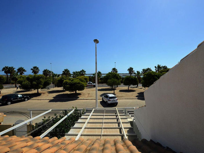 Image No.19-3 Bed House for sale