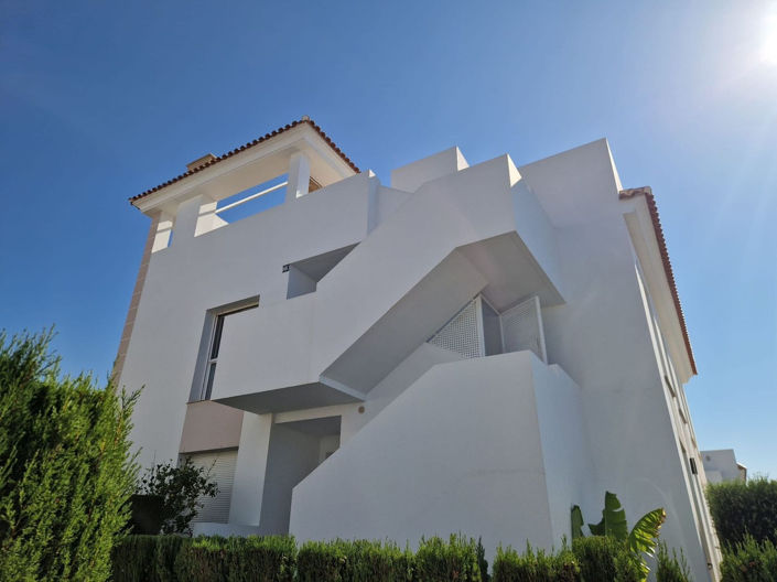 Image No.40-2 Bed Apartment for sale