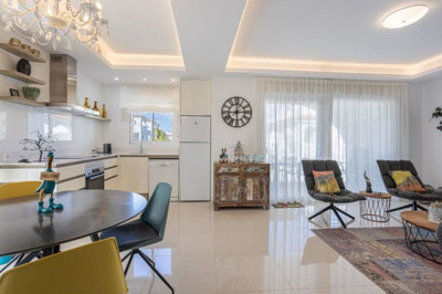 7-aa4cc561180b369757c0bb4af9886cd3