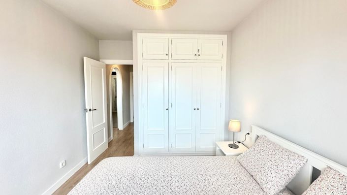 Image No.24-2 Bed Apartment for sale