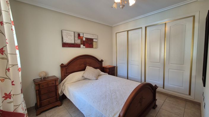 Image No.24-3 Bed Villa for sale