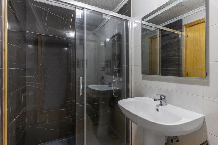 Image No.3-3 Bed Penthouse for sale