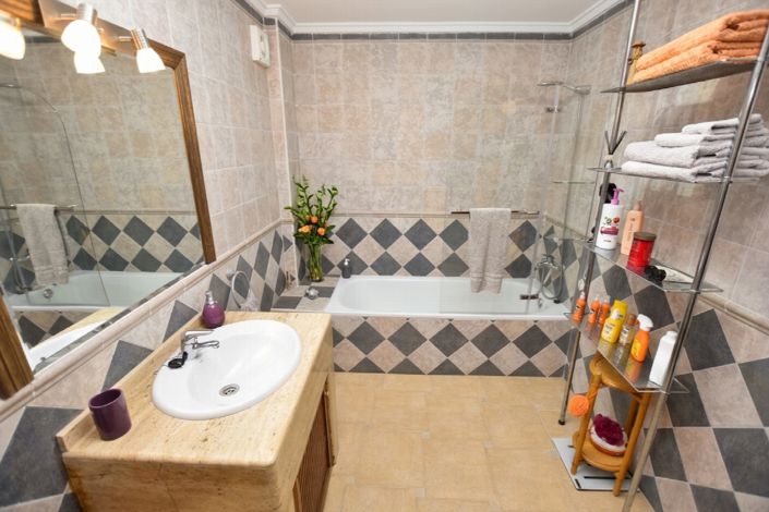 Image No.23-3 Bed Villa for sale