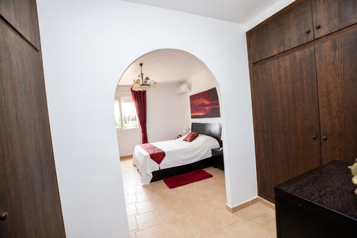 Image No.32-3 Bed Villa for sale