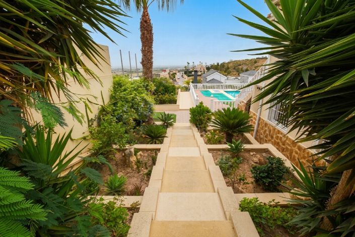 Image No.41-3 Bed Villa for sale