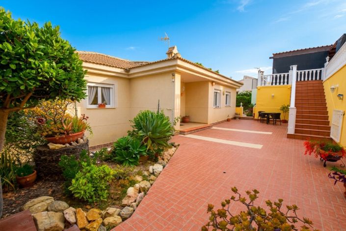 Image No.43-3 Bed Villa for sale