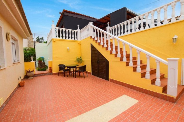 Image No.45-3 Bed Villa for sale
