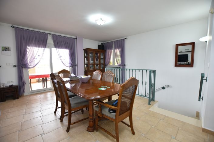 Image No.9-3 Bed Villa for sale