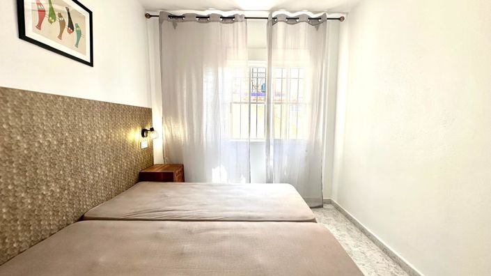 Image No.37-2 Bed Apartment for sale