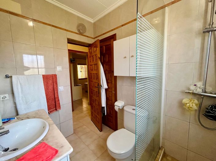 Image No.31-3 Bed Villa for sale