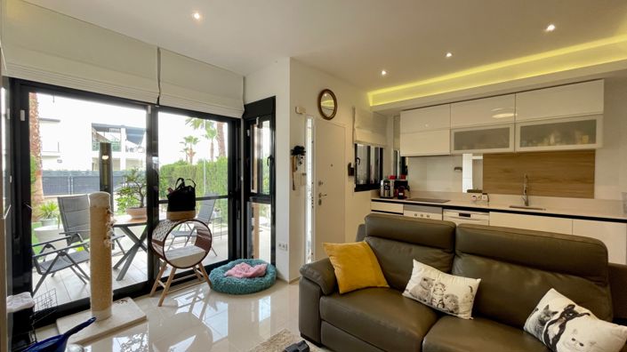 Image No.12-2 Bed Apartment for sale