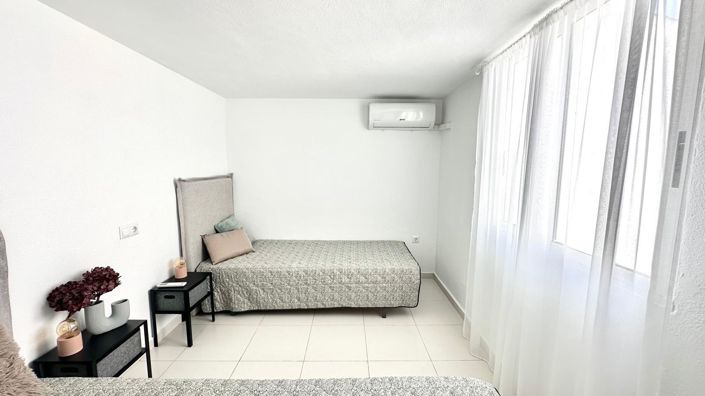 Image No.25-2 Bed Apartment for sale