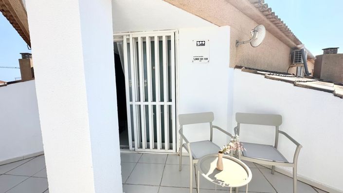 Image No.34-2 Bed Apartment for sale