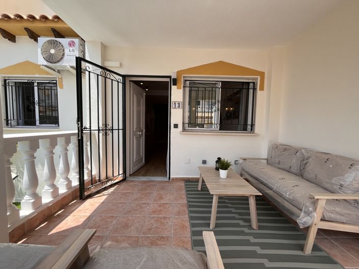 Image No.13-3 Bed Townhouse for sale
