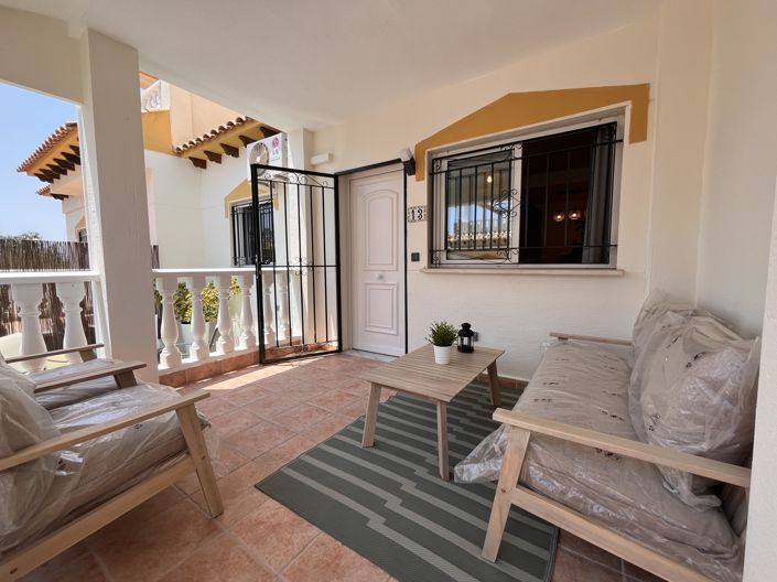 Image No.17-3 Bed Townhouse for sale