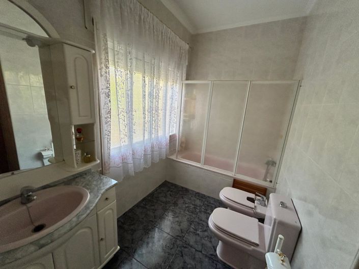 Image No.18-3 Bed Villa for sale