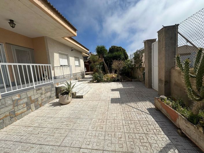 Image No.28-3 Bed Villa for sale