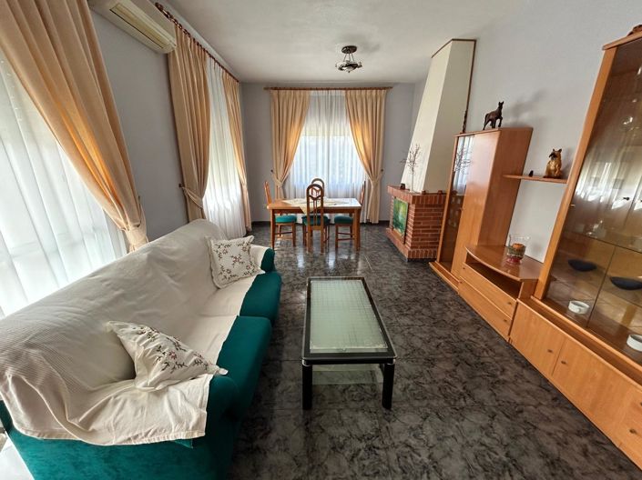 Image No.3-3 Bed Villa for sale