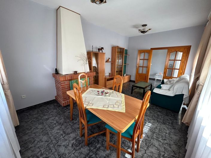 Image No.5-3 Bed Villa for sale