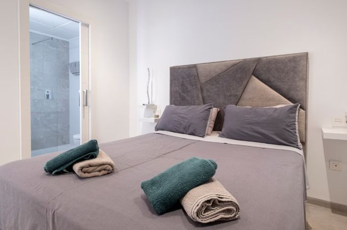 Image No.10-2 Bed Bungalow for sale